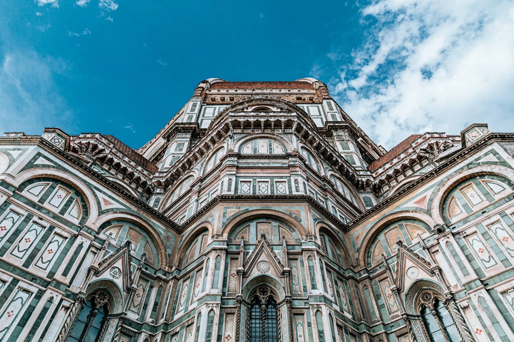 Die Kuppel der “Santa Maria del Fiore” in Florenz ist die wohl beeindruckendste Kirchen-Kuppel der Welt